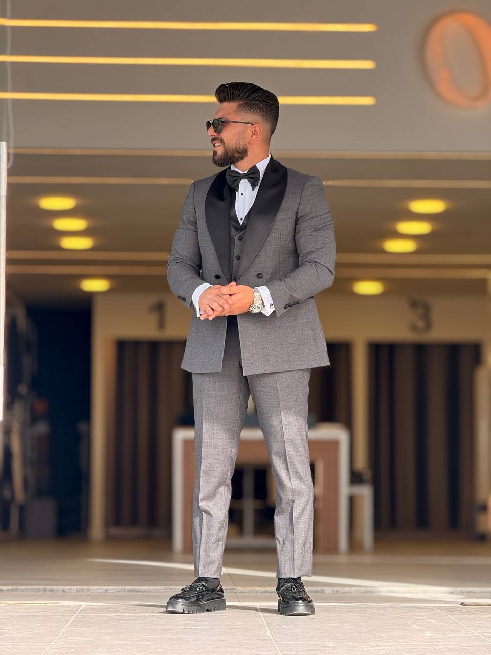 Full Gray Tuxedo Shawl Collar Suit