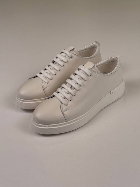 Light Grey Sneakers — Style 02