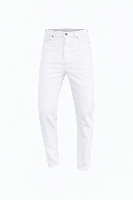 White Boyfriend Jeans by O,Zero