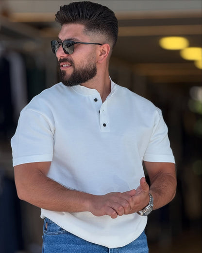 White Round Neck T-Shirt — Style 01