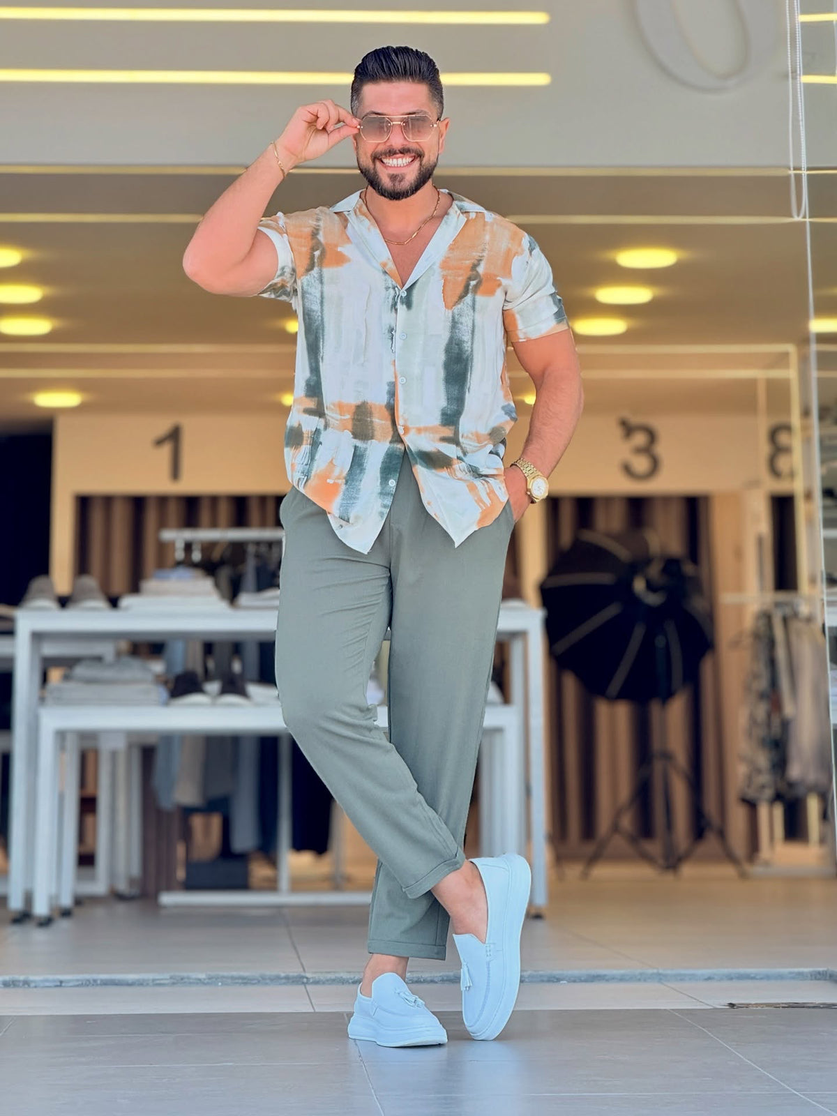White Patterned Shirt — Style 02