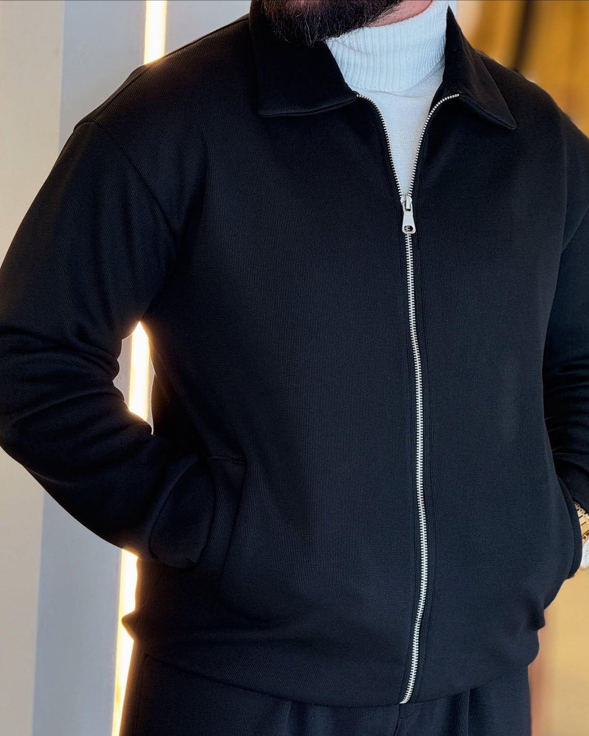 Full Zip Set in Black